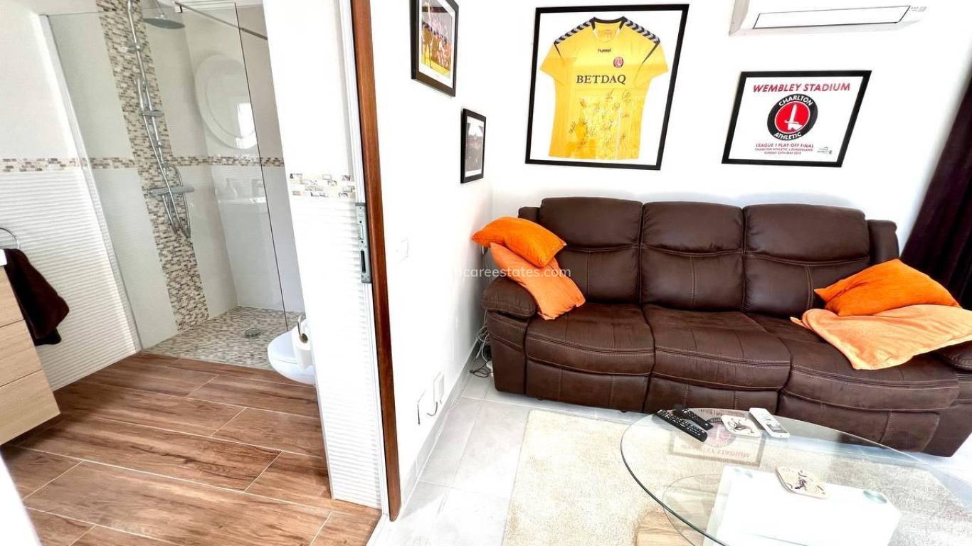 Resale - Villa - Torrevieja - Torrevieja Center