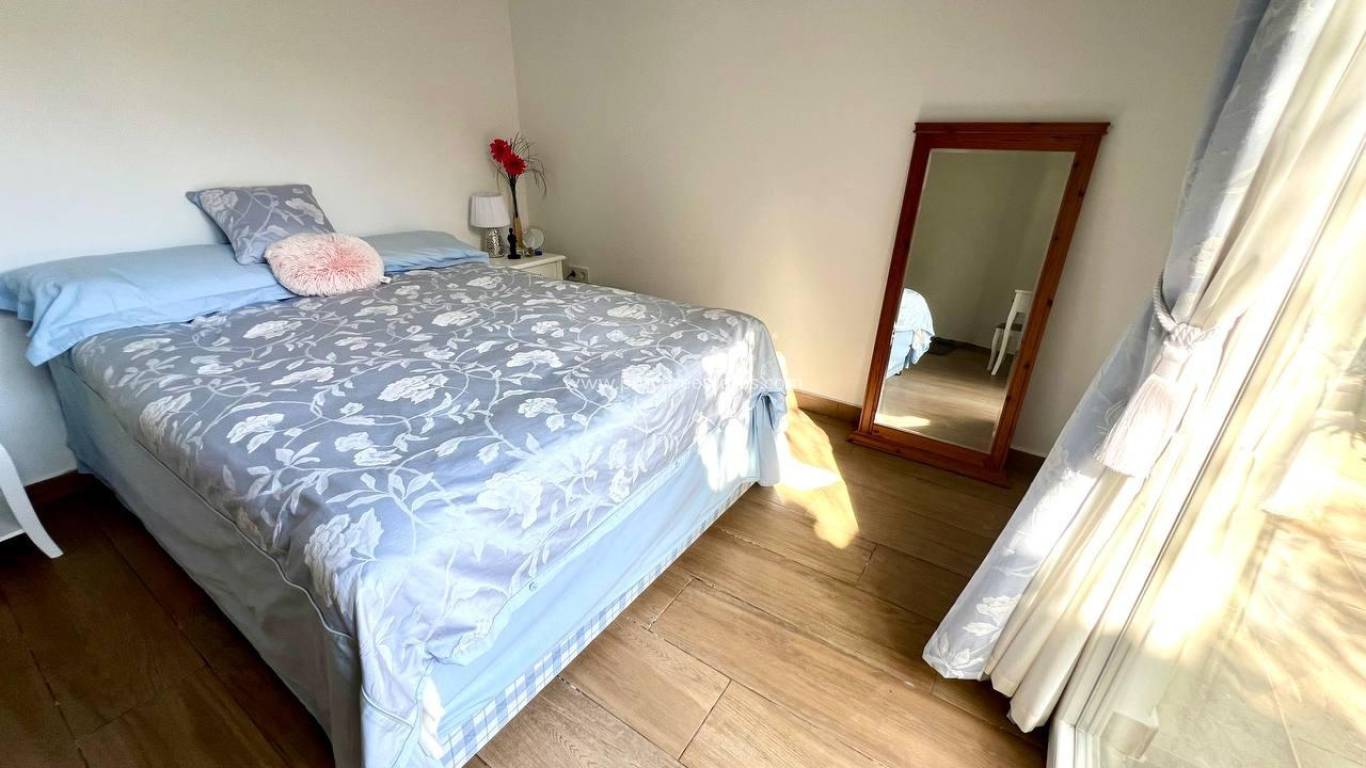 Resale - Villa - Torrevieja - Torrevieja Center