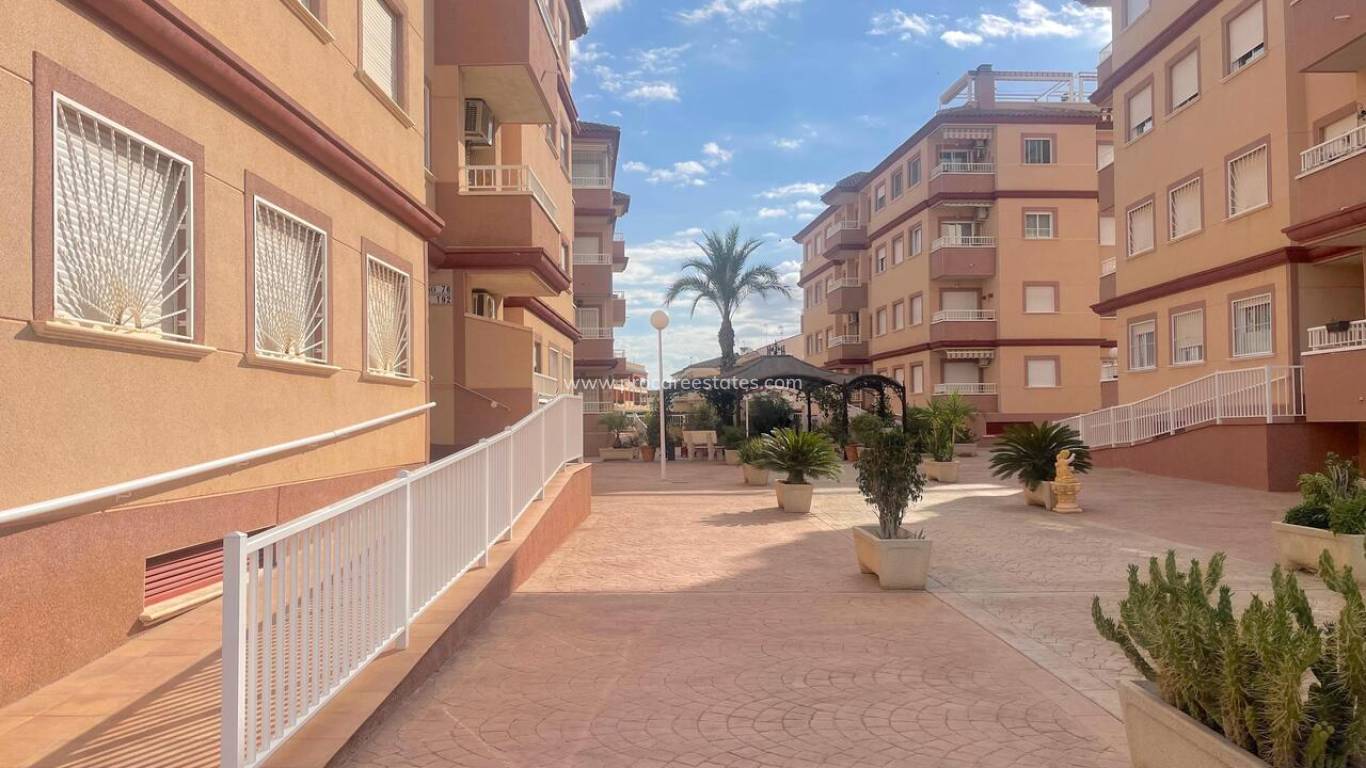Reventa - Apartamento - Algorfa