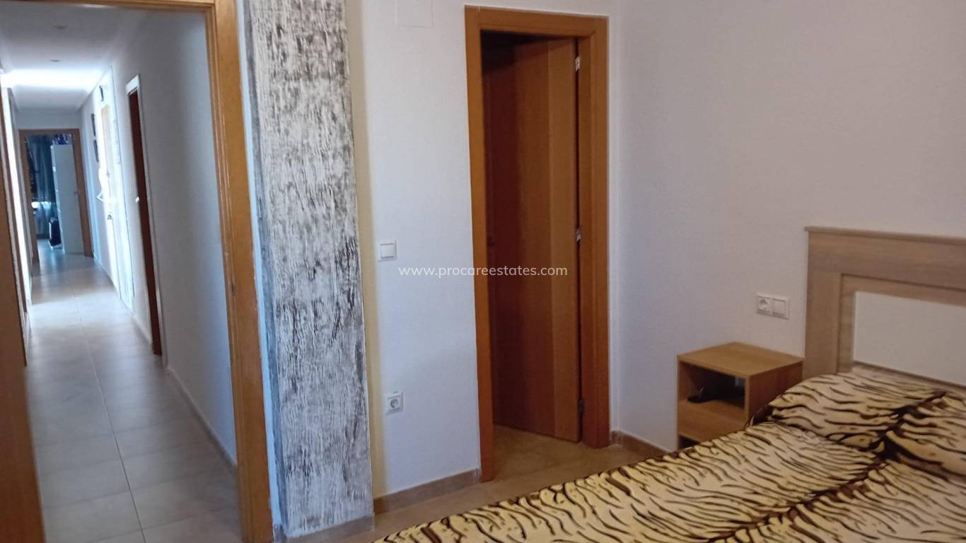 Reventa - Apartamento - Almoradi - Center