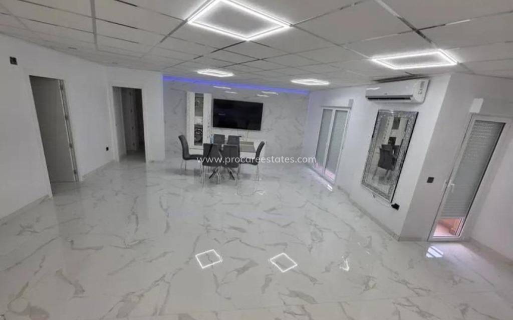 Reventa - Apartamento - Almoradi - Centro urbano 2