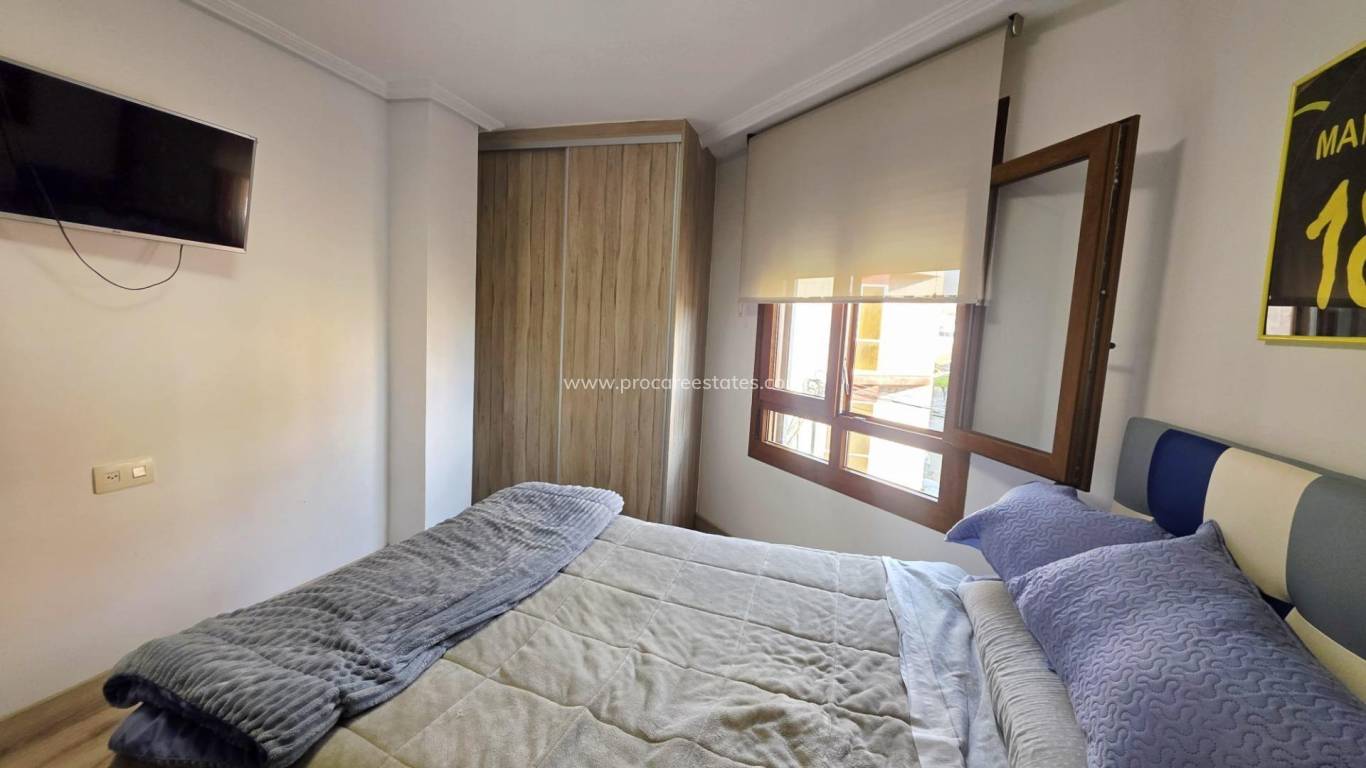 Reventa - Apartamento - Almoradi - Centro urbano 2