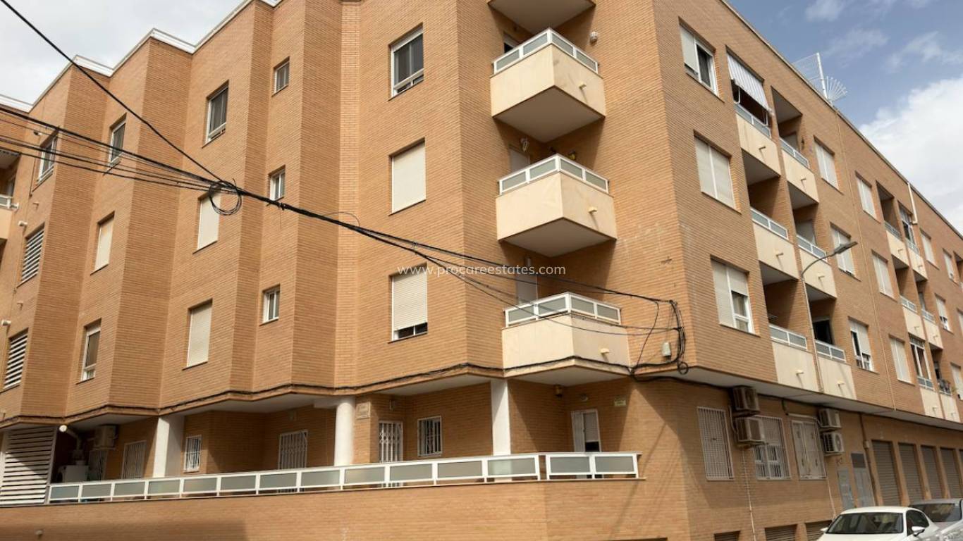 Reventa - Apartamento - Almoradi - centro