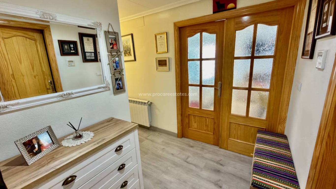 Reventa - Apartamento - Almoradi - centro