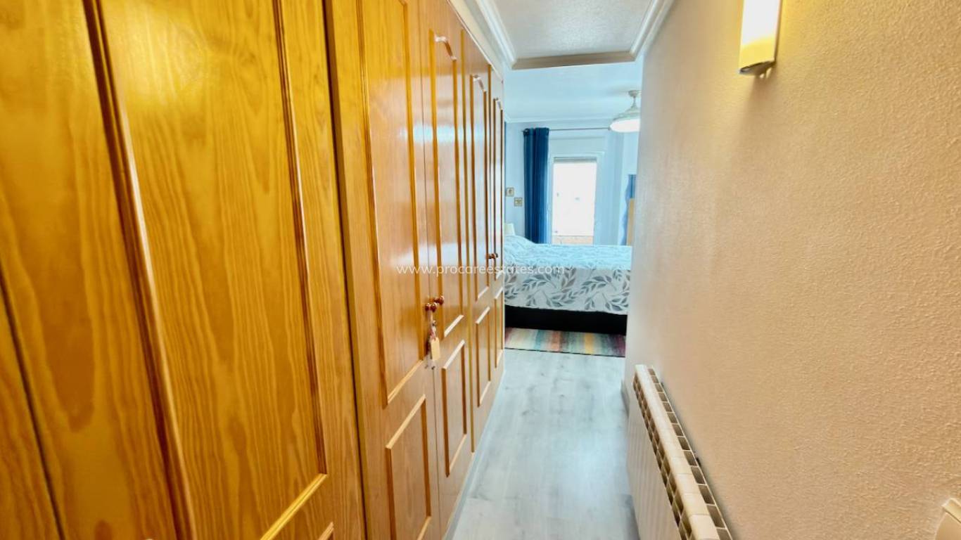 Reventa - Apartamento - Almoradi - centro
