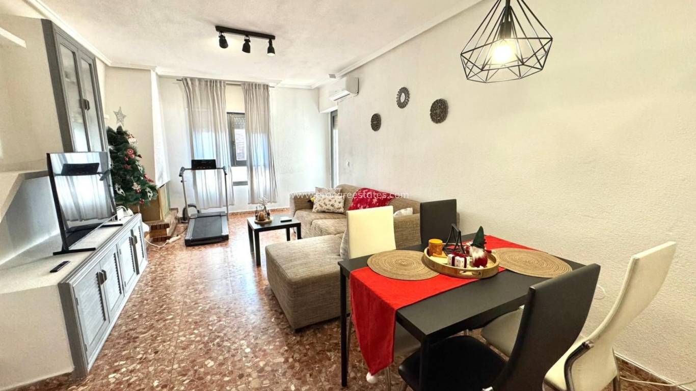 Reventa - Apartamento - Almoradí