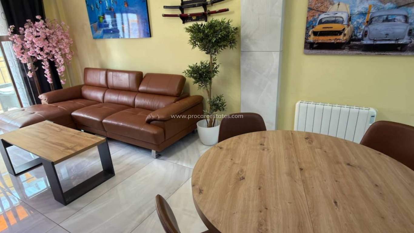 Reventa - Apartamento - Catral