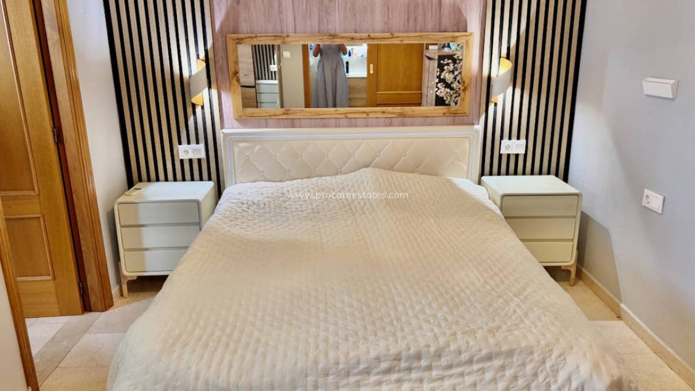 Reventa - Apartamento - Catral