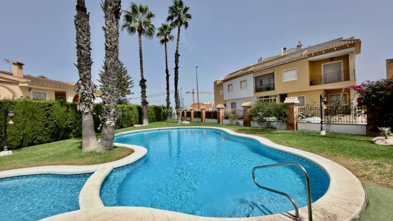 Reventa - Apartamento - Catral