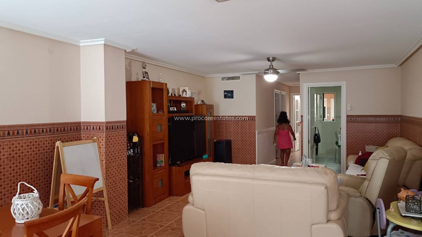 Reventa - Apartamento - Elche