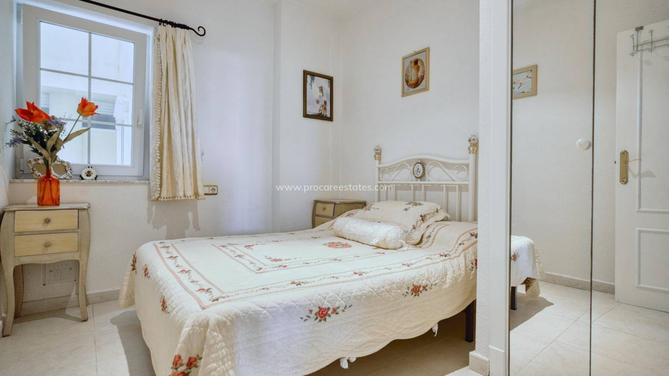 Reventa - Apartamento - Guardamar del Segura - Urbanizaciones