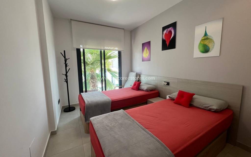 Reventa - Apartamento - Guardamar del Segura - Urbanizaciones