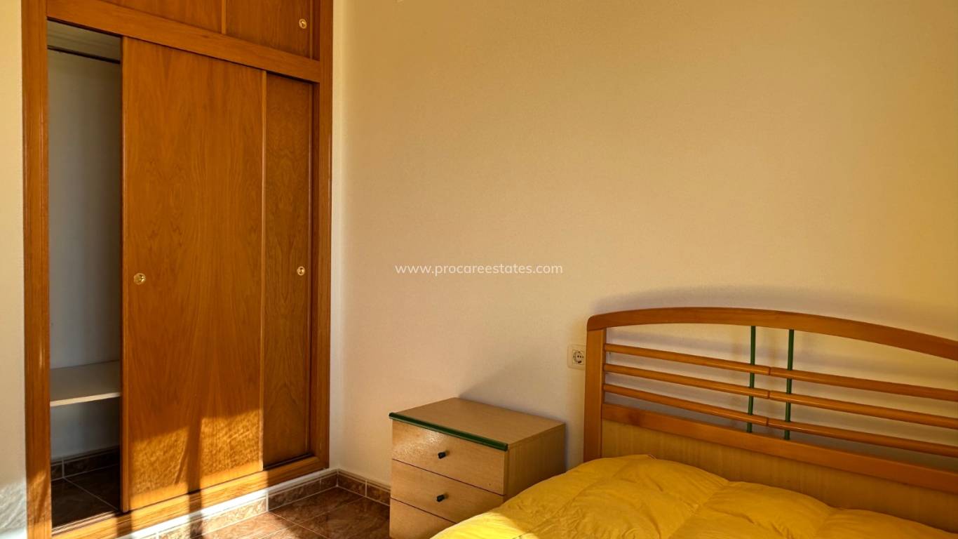 Reventa - Apartamento - Jacarilla - pueblo