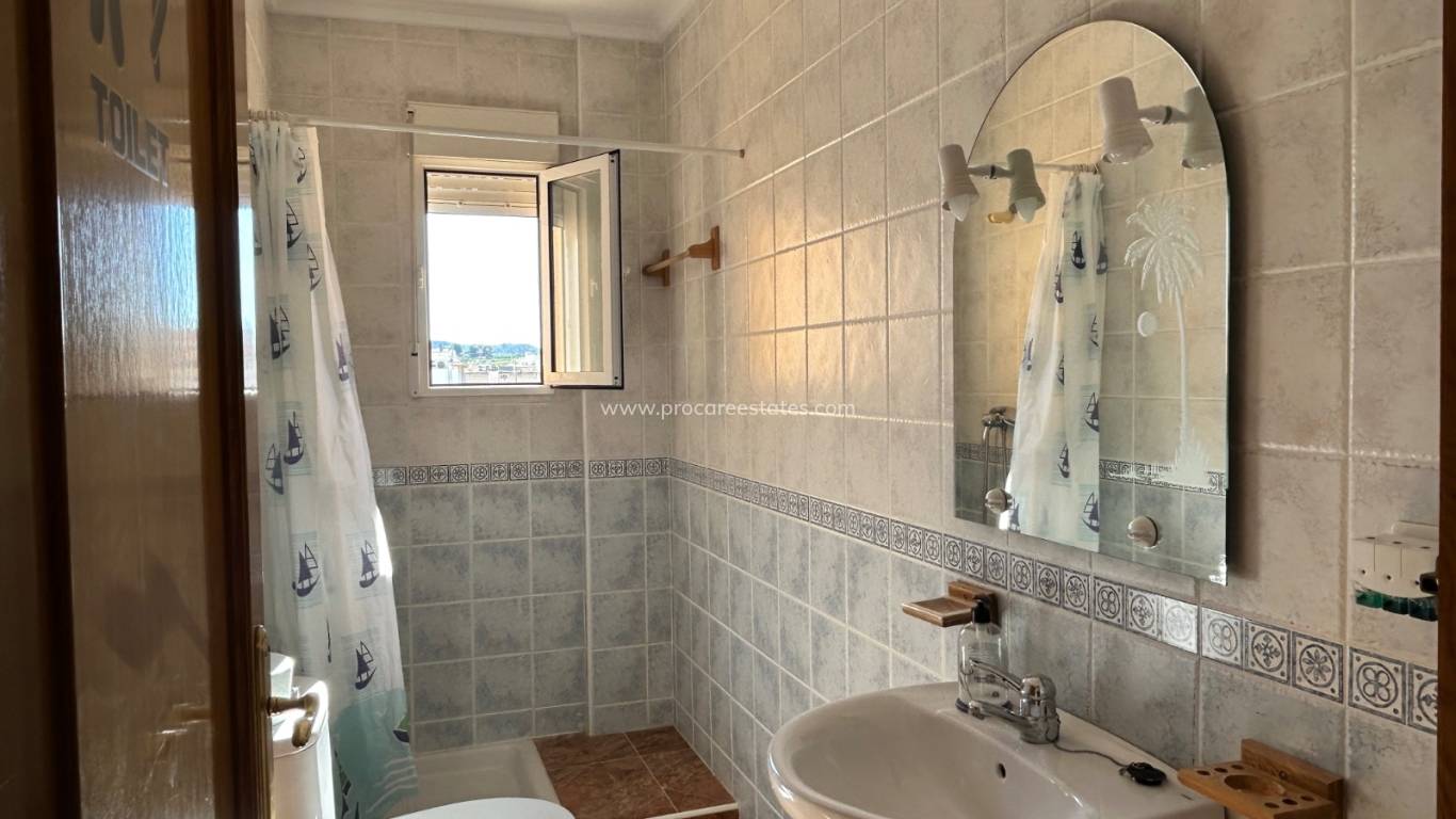 Reventa - Apartamento - Jacarilla - pueblo