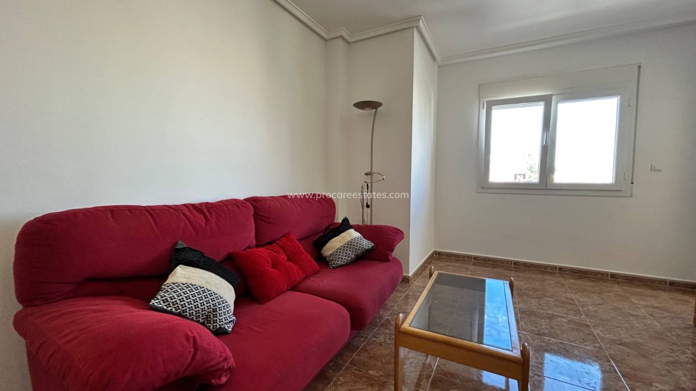 Reventa - Apartamento - Jacarilla - pueblo