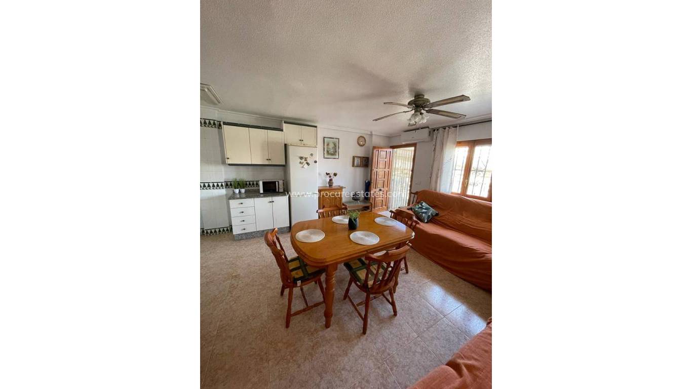 Reventa - Apartamento - La Mata - Playa