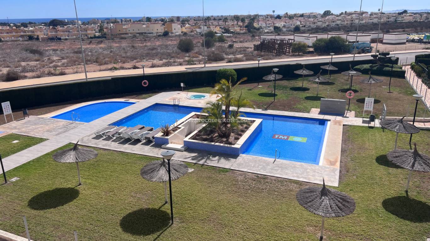 Reventa - Apartamento - Lomas De Campoamor