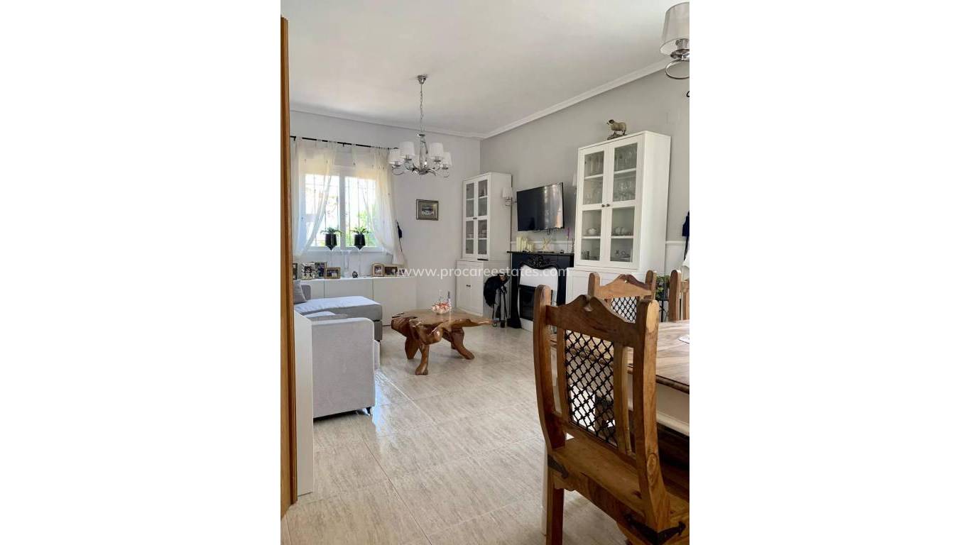 Reventa - Apartamento - Los Montesinos - Pueblo 8