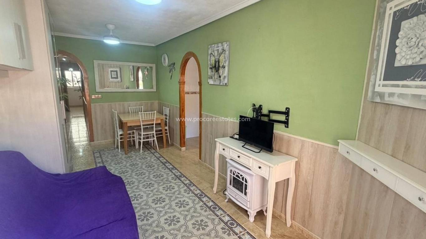 Reventa - Apartamento - Los Montesinos - Pueblo 8