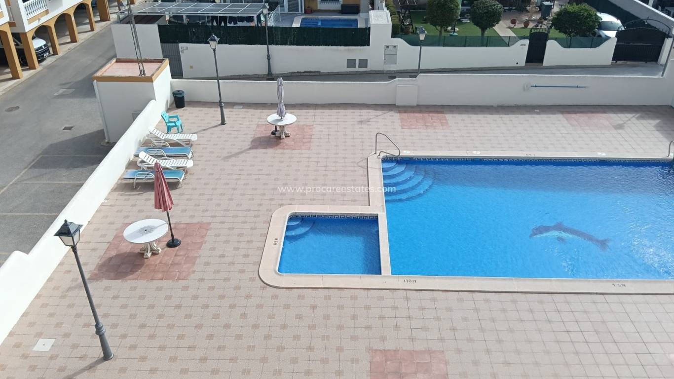 Reventa - Apartamento - Los Montesinos - Urbanizacion montesol