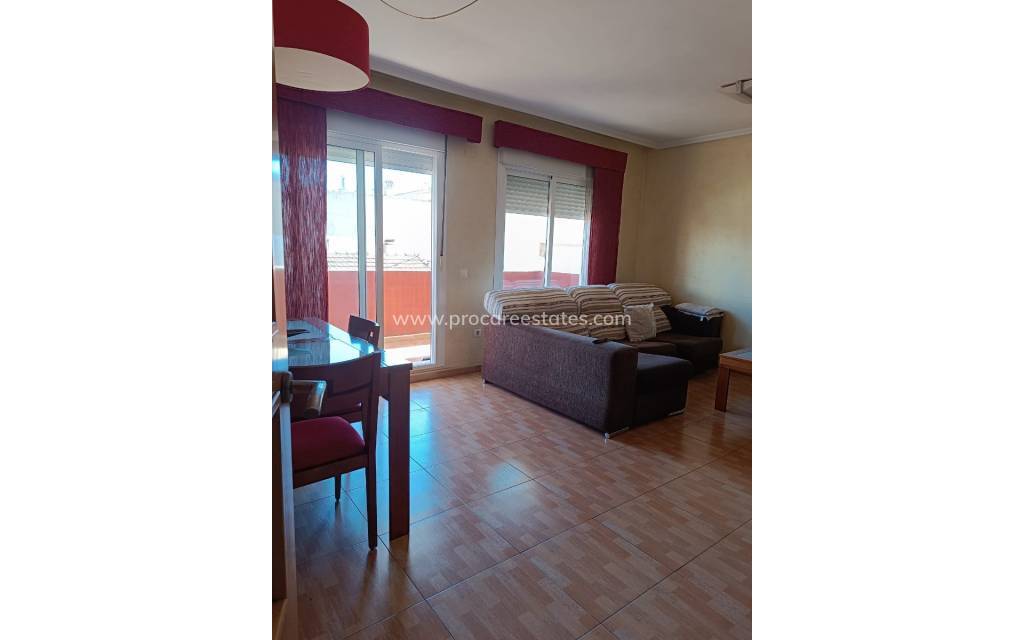 Reventa - Apartamento - Los Montesinos