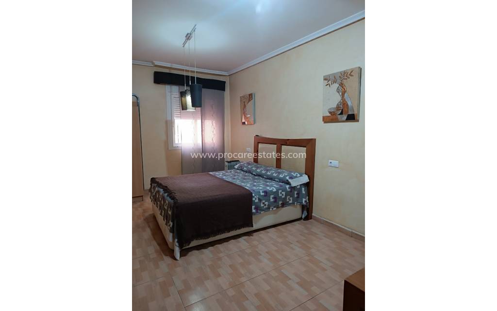 Reventa - Apartamento - Los Montesinos