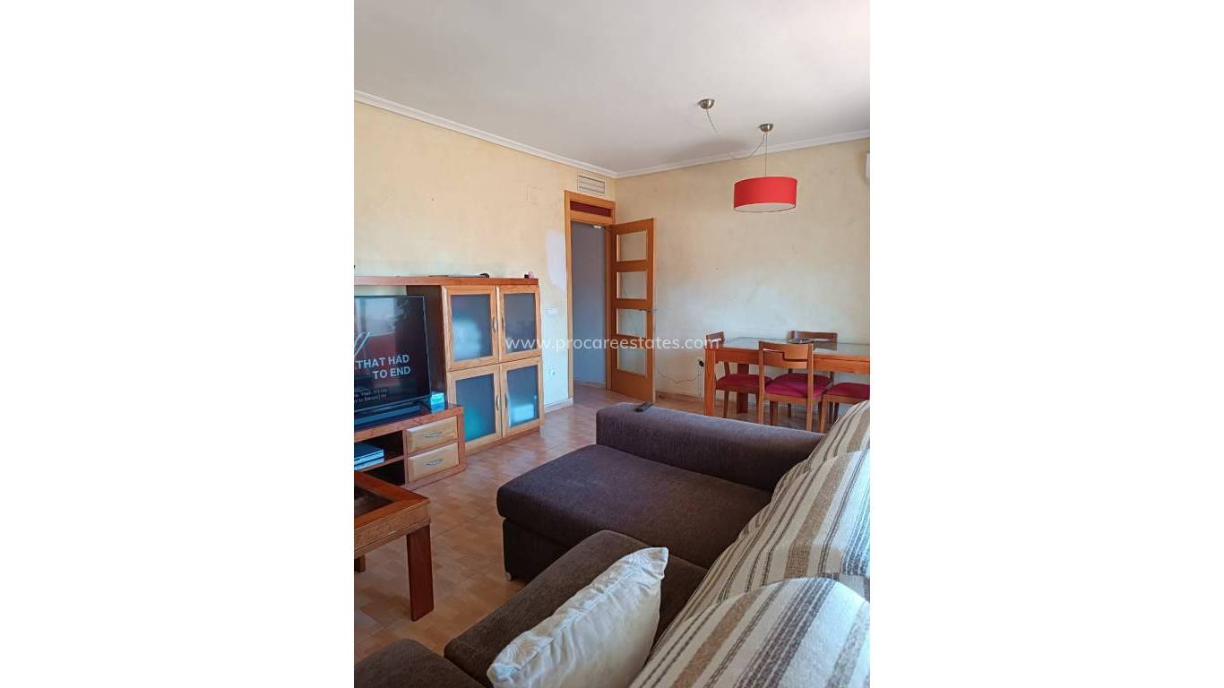 Reventa - Apartamento - Los Montesinos