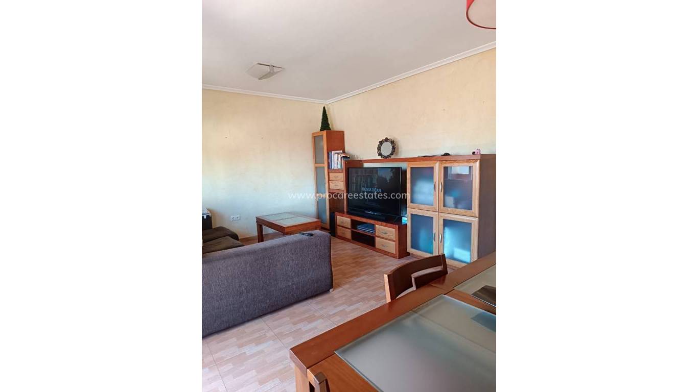 Reventa - Apartamento - Los Montesinos