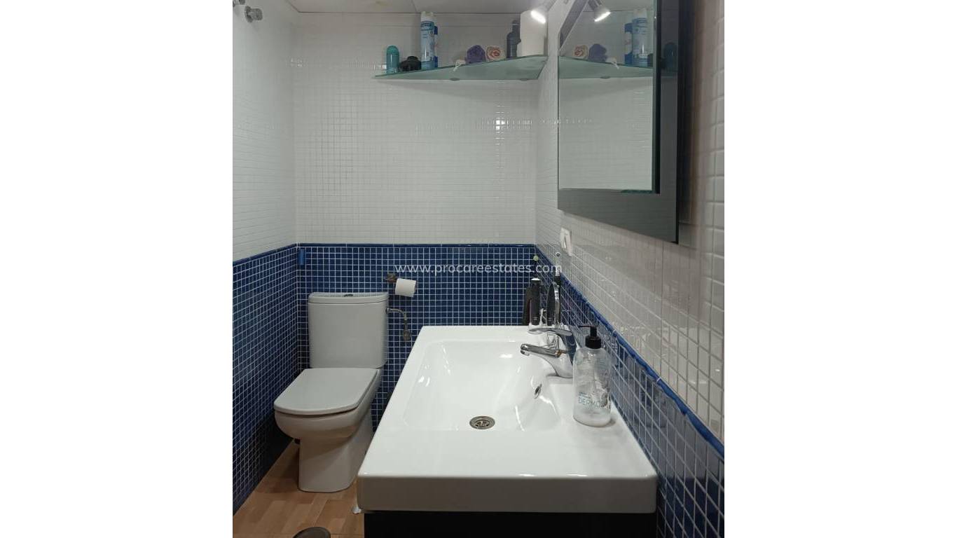 Reventa - Apartamento - Los Montesinos