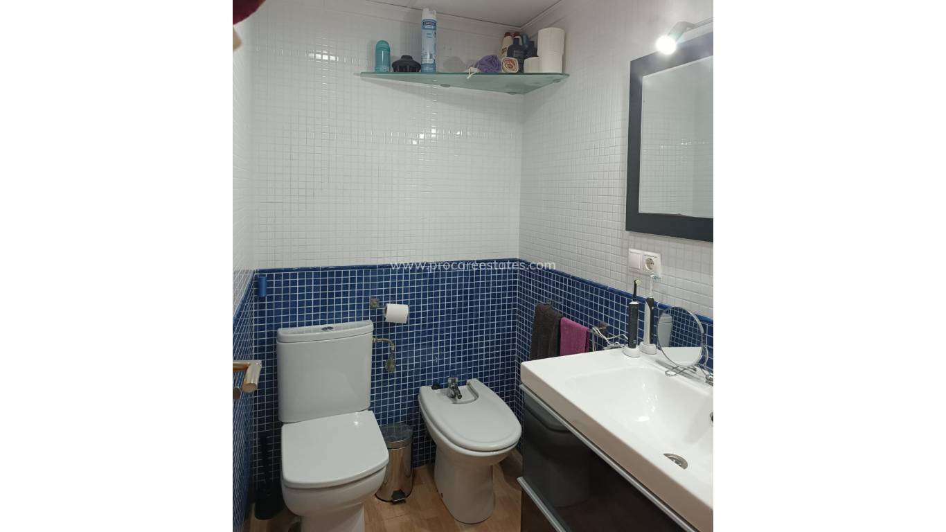 Reventa - Apartamento - Los Montesinos