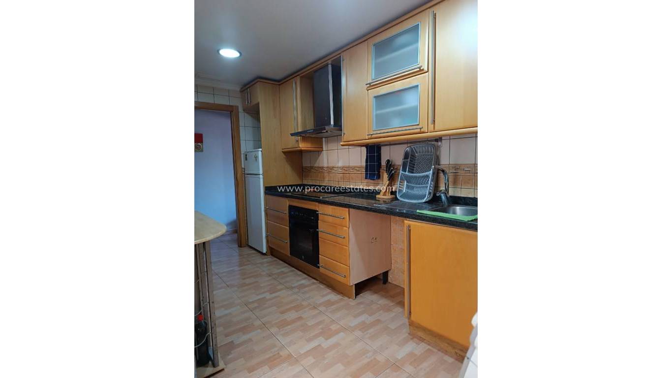 Reventa - Apartamento - Los Montesinos