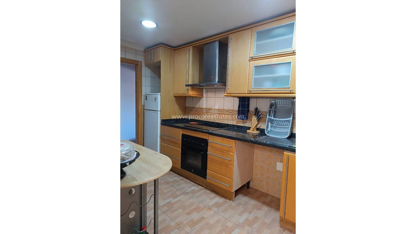 Reventa - Apartamento - Los Montesinos
