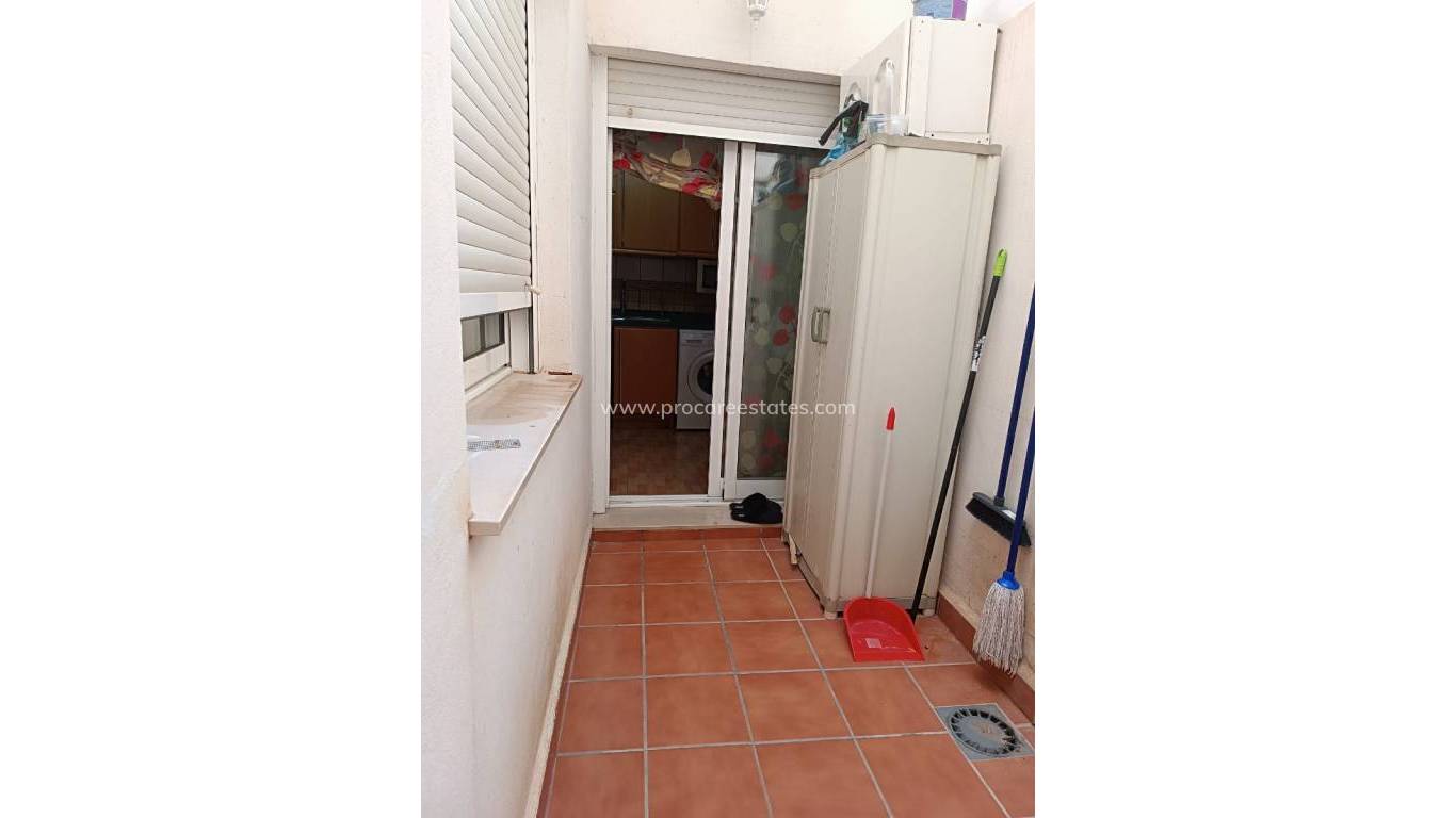 Reventa - Apartamento - Los Montesinos