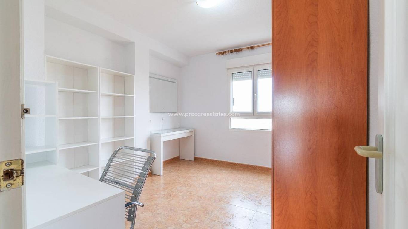 Reventa - Apartamento - Orihuela Costa - Campoamor