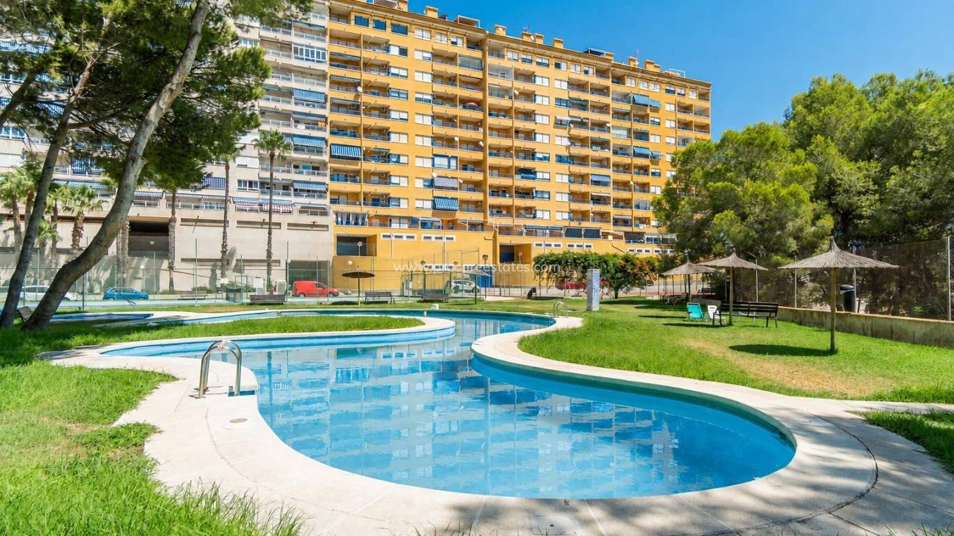 Reventa - Apartamento - Orihuela Costa - Campoamor