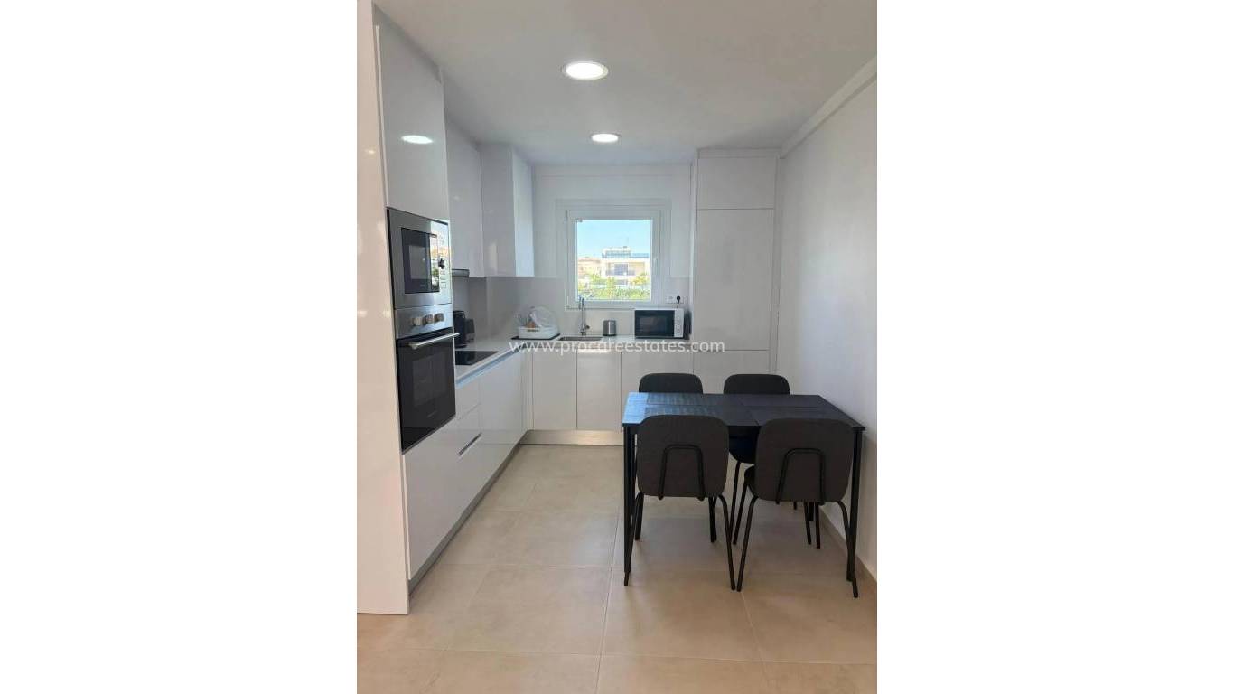 Reventa - Apartamento - Orihuela Costa - La Zenia