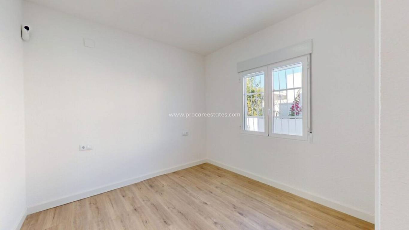 Reventa - Apartamento - Orihuela Costa - San Miguel de Salinas