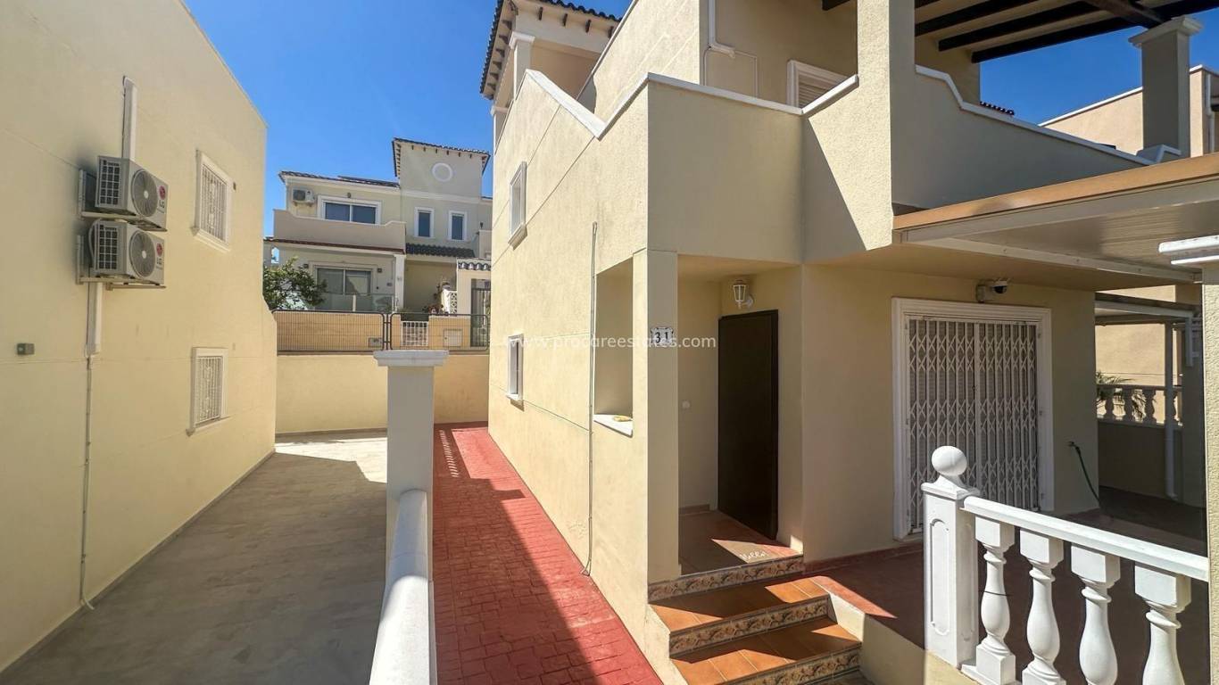 Reventa - Apartamento - Orihuela Costa - Villamartin