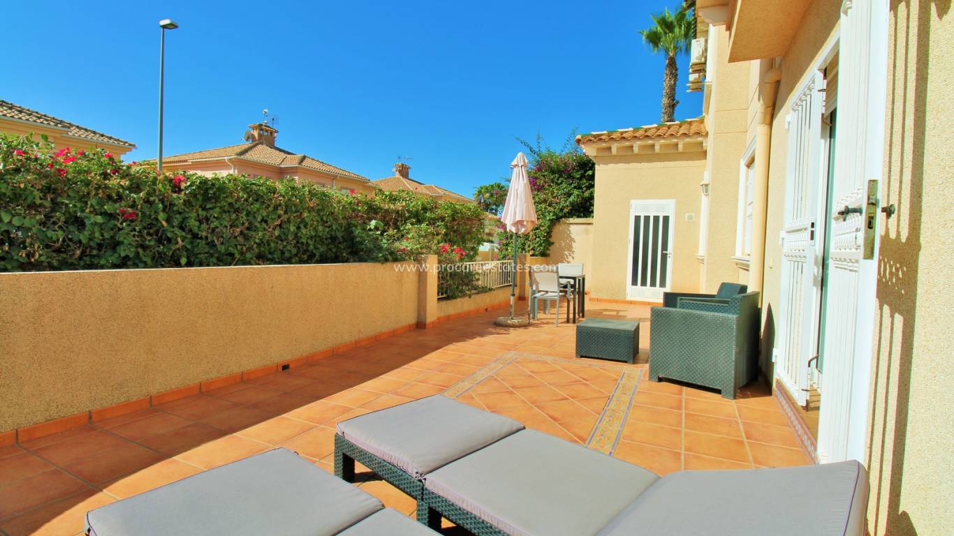 Reventa - Apartamento - Orihuela Costa - Villamartin
