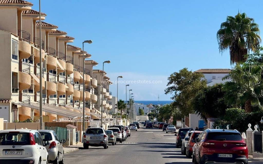 Reventa - Apartamento - Orihuela - Los Balcones Y los Altos