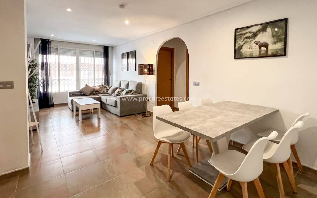 Reventa - Apartamento - Playa Del Cura - Torrevieja