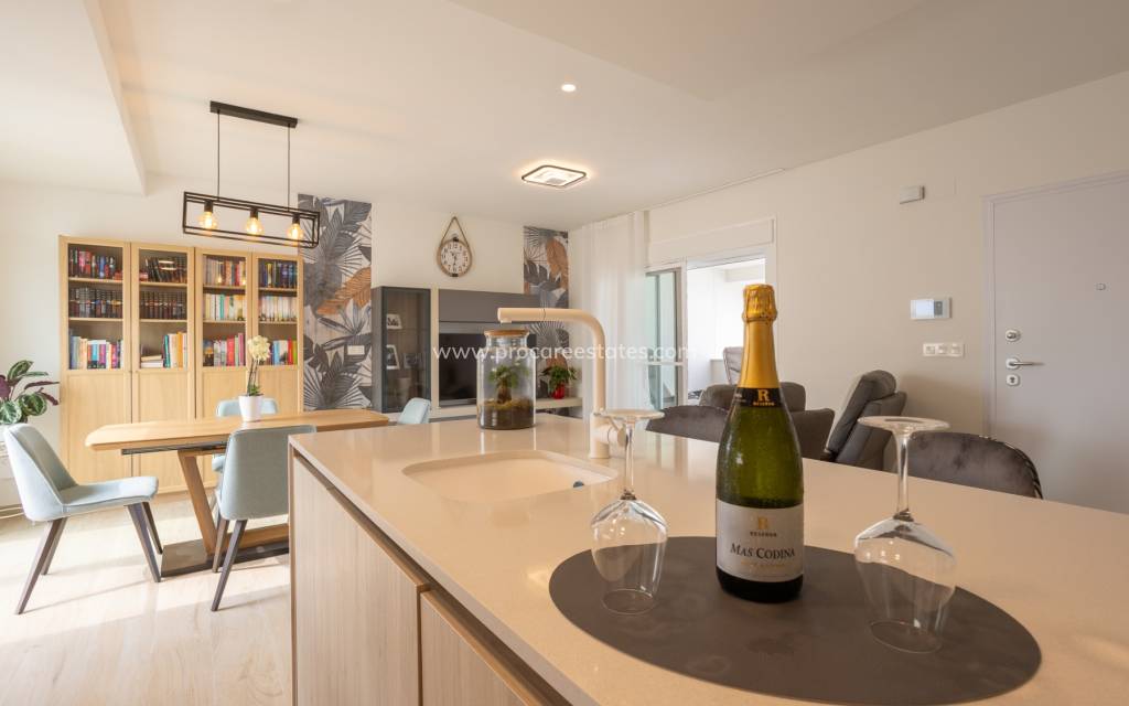 Reventa - Apartamento - San Miguel de Salinas