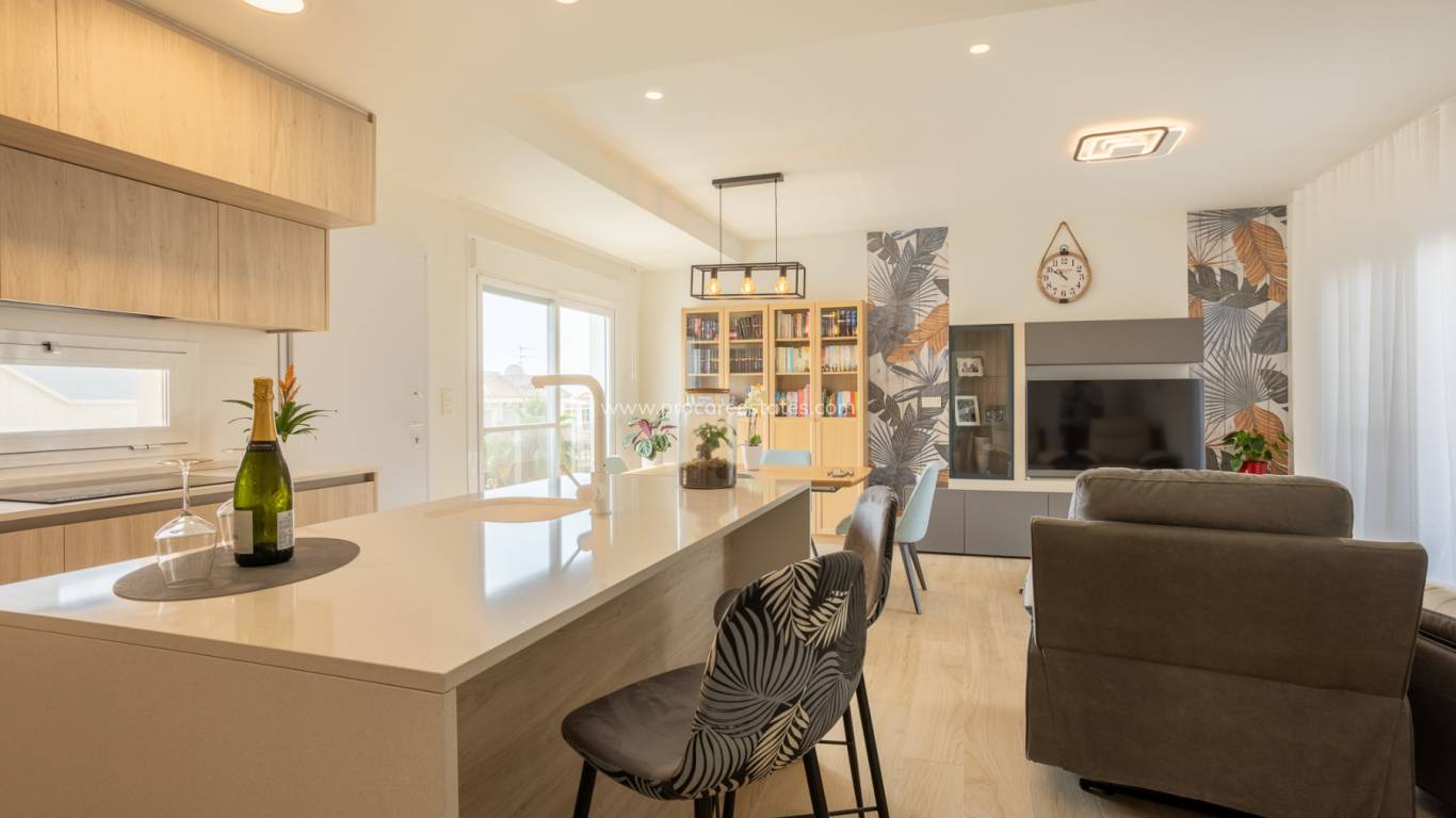 Reventa - Apartamento - San Miguel de Salinas