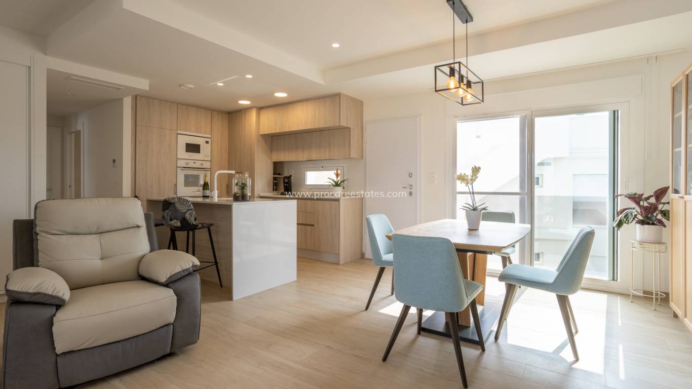 Reventa - Apartamento - San Miguel de Salinas