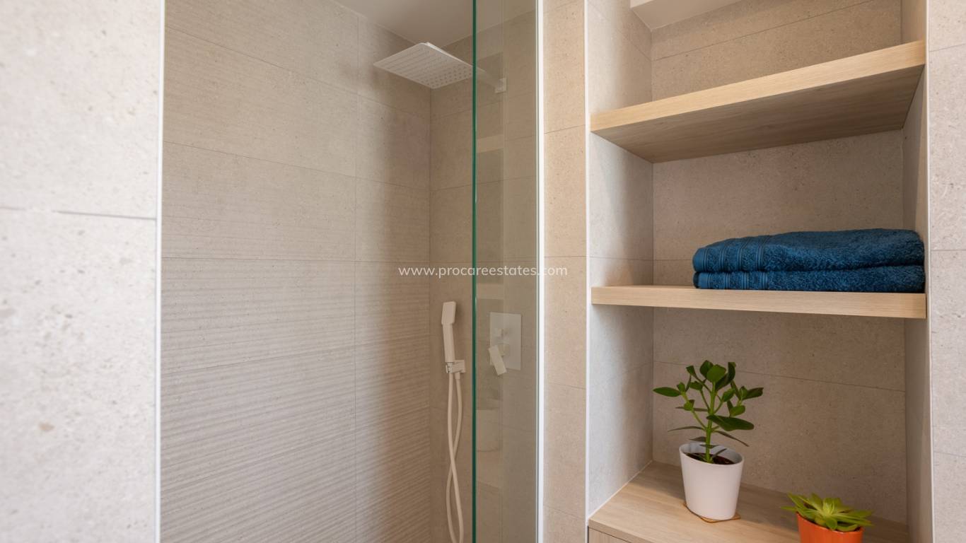 Reventa - Apartamento - San Miguel de Salinas