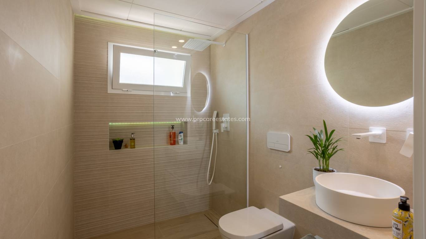 Reventa - Apartamento - San Miguel de Salinas