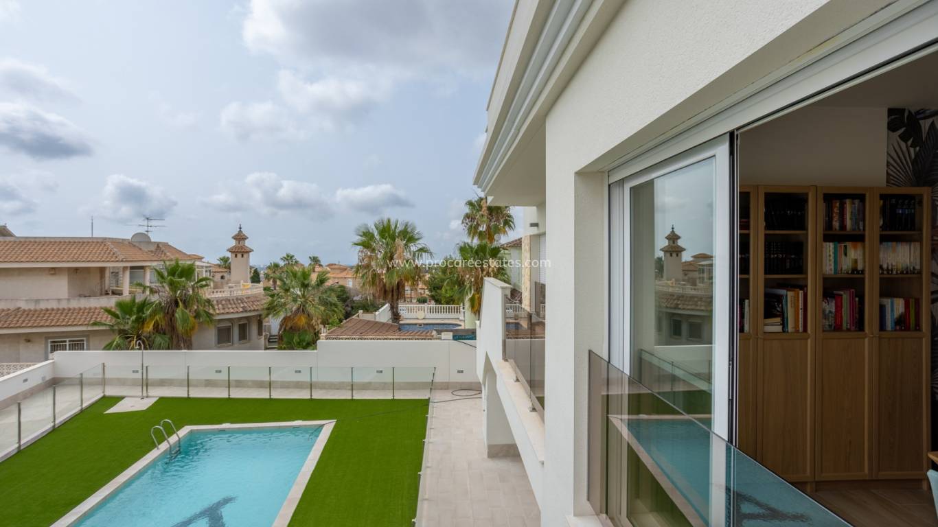 Reventa - Apartamento - San Miguel de Salinas
