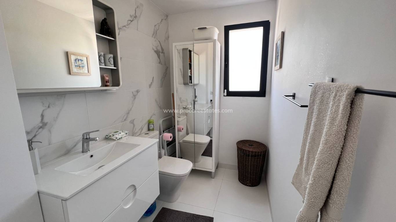 Reventa - Apartamento - San Miguel de Salinas