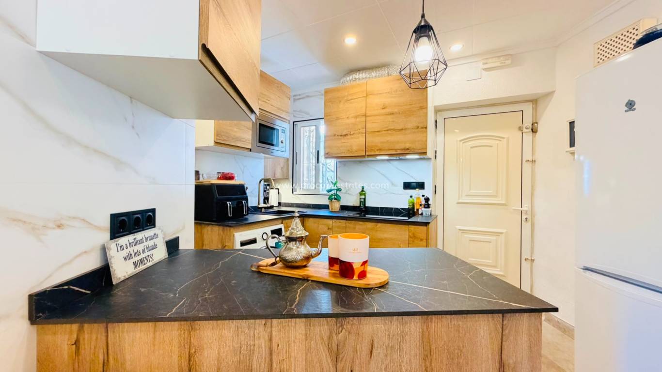 Reventa - Apartamento - San Miguel de Salinas