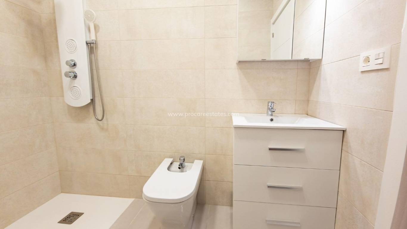 Reventa - Apartamento - Torrevieja - Acequion